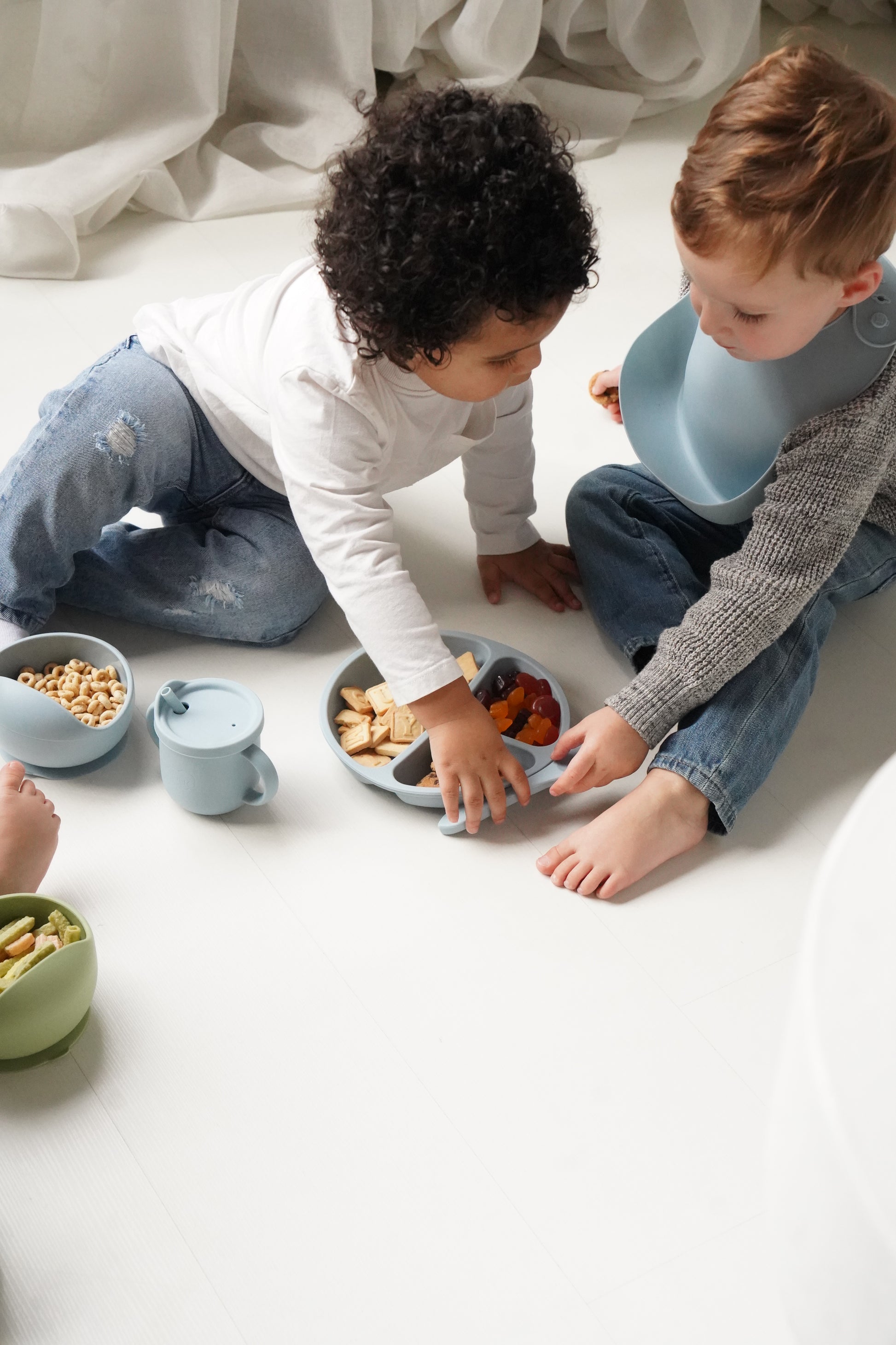 Clöud Silicone Feeding Gift Set | Value $69.99