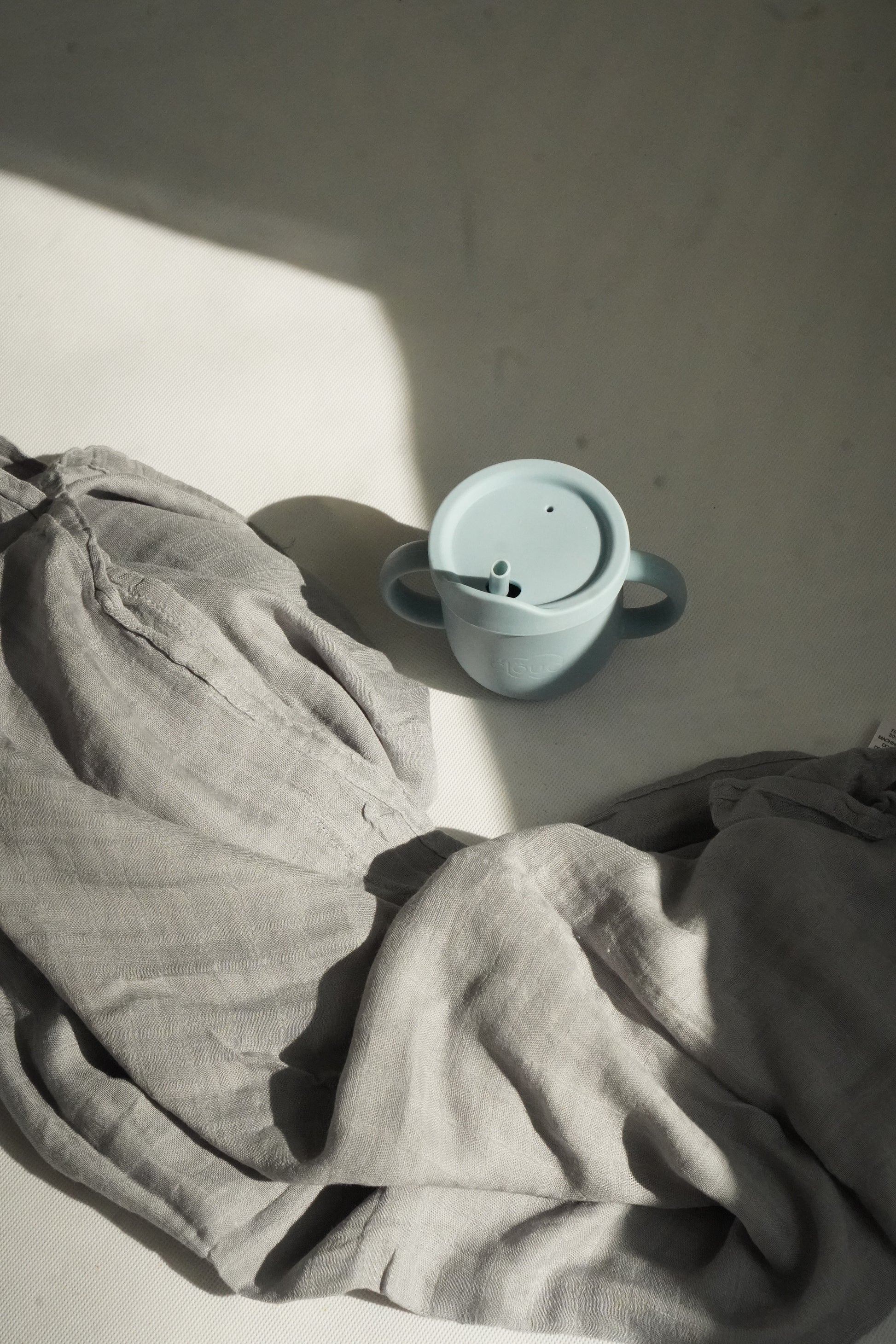 2-in-1 Silicone Training Cup – Baby Blue