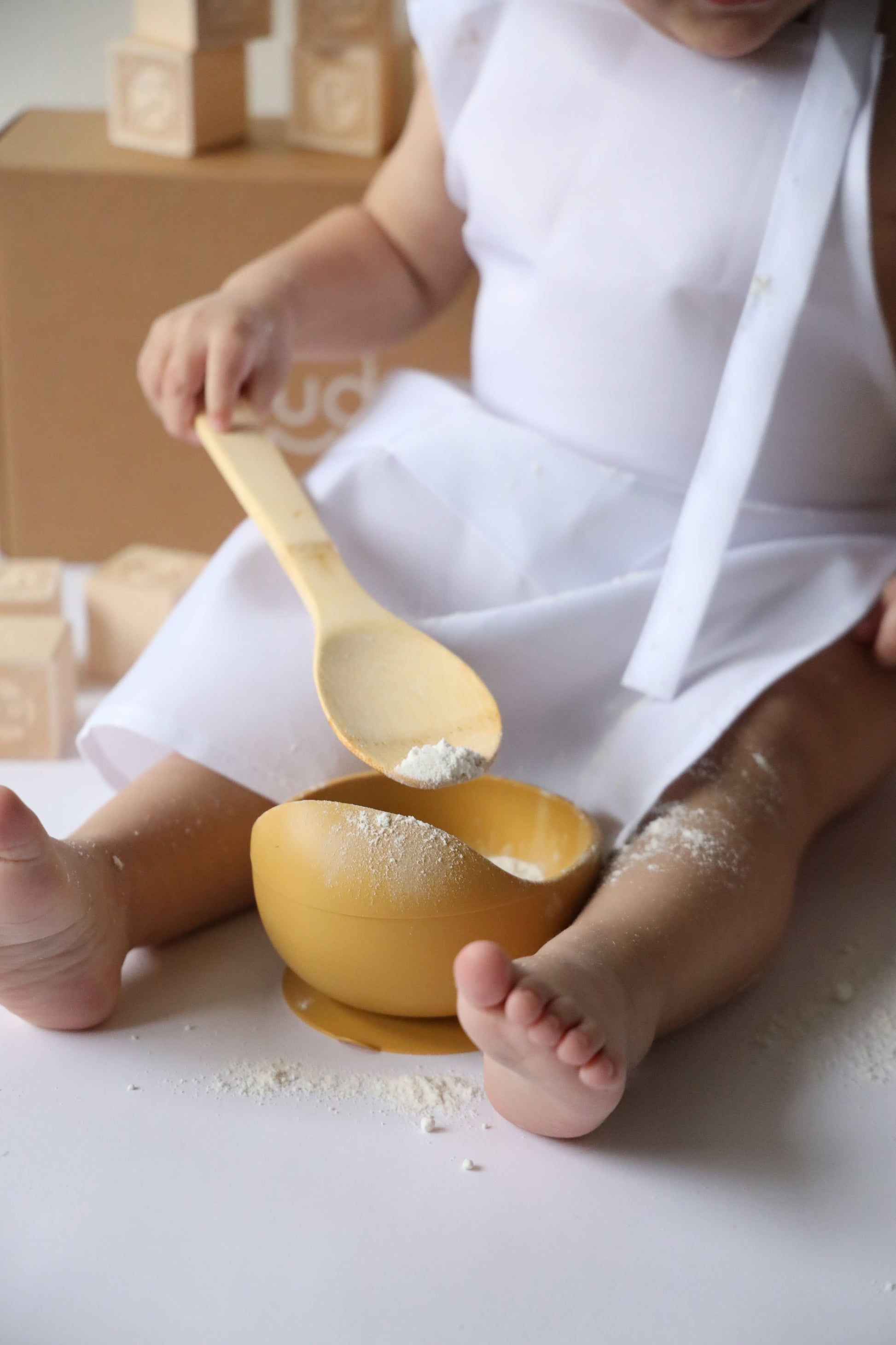 Tiny Bites Suction Bowl – Mango