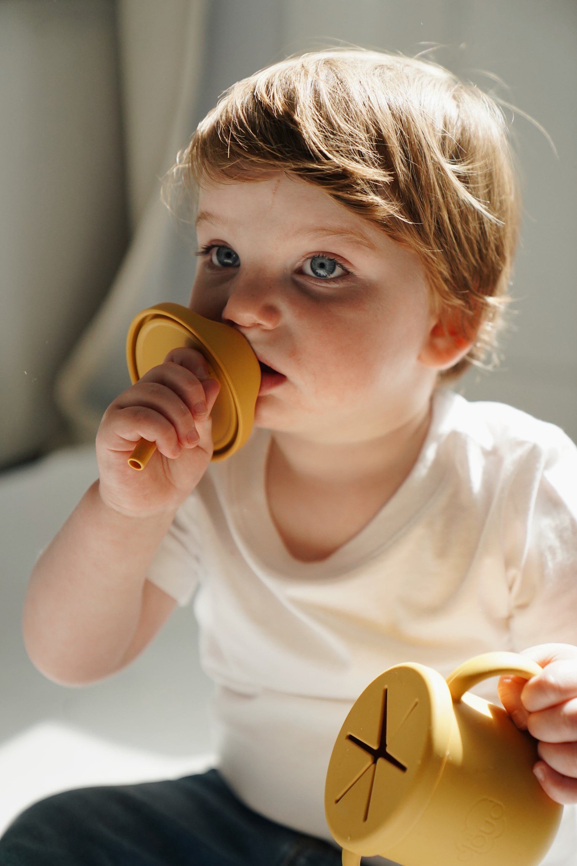 2-in-1 Silicone Training Cup – Mango