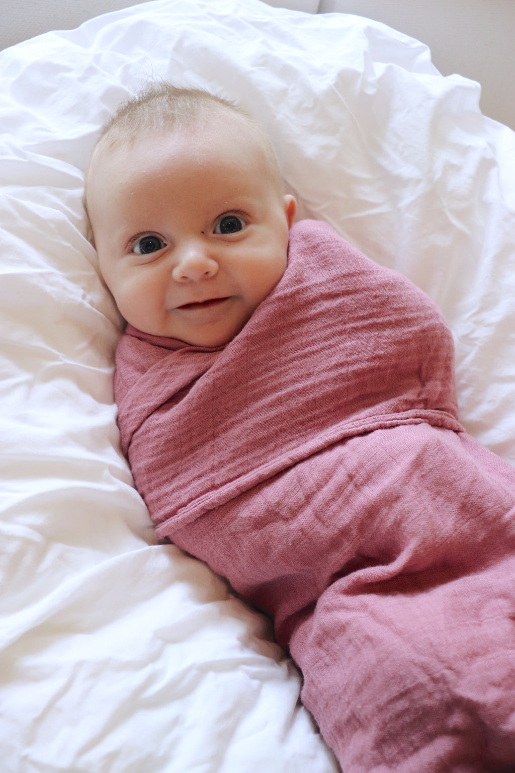 Bamboo Muslin Swaddle Blanket - Dark Pink